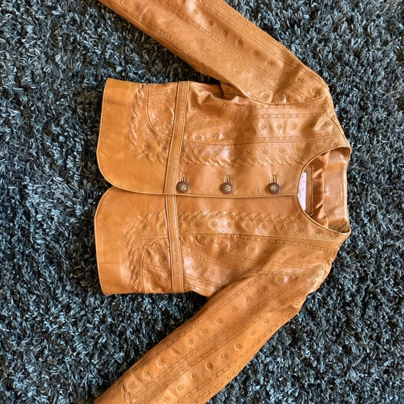 Leather jacket - Picture 7 of 9